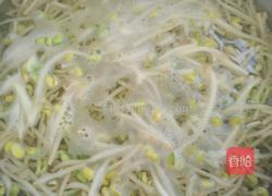 豆芽炒粉的做法图解2