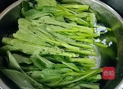 蒜蓉炒菜心的做法图解1