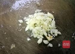 蒜蓉炒菜心的做法图解3