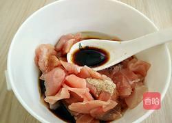 木耳炒肉的做法图解2