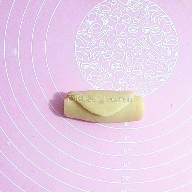 转90度卷起来