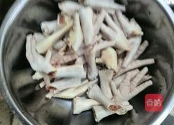 鸡脚木瓜汤的做法图解1