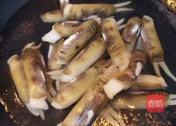 爆炒海蛏的做法图解2