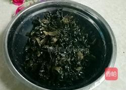 木耳炒瘦肉的做法图解3