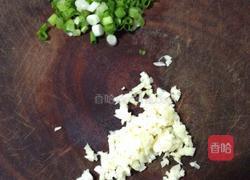 凉拌青笋丝的做法图解3