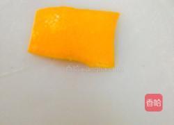 法式煎羊排配白兰地烩彩椒牛肝菌汁的做法图解3