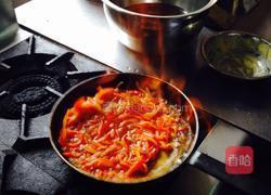 法式煎羊排配白兰地烩彩椒牛肝菌汁的做法图解7