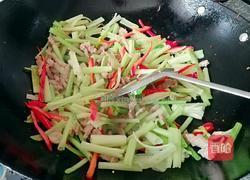 芹菜红椒炒肉丝的做法图解4