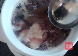 野生红菇煲鸡汤的做法图解5