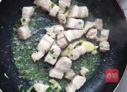 五花肉烧土豆的做法图解1