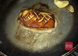 香煎橙味鸭胸配焦糖橙味汁的做法图解13