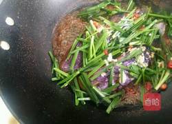 韭菜烧茄子的做法图解6