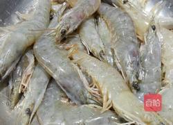 芝麻香酥虾的做法图解1