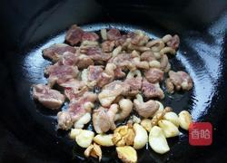 板栗焖鸭的做法图解5