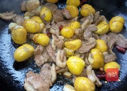 板栗焖鸭的做法图解6