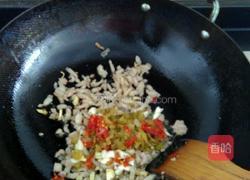 豆皮肉末的做法图解3