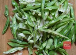 椒香豆角丝的做法图解1
