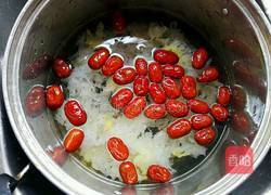 红枣雪耳糖水的做法图解5