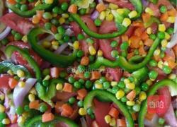 鲜虾蔬菜披萨（随意版）的做法图解3