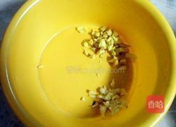 豉油鸡翅尖的做法图解2