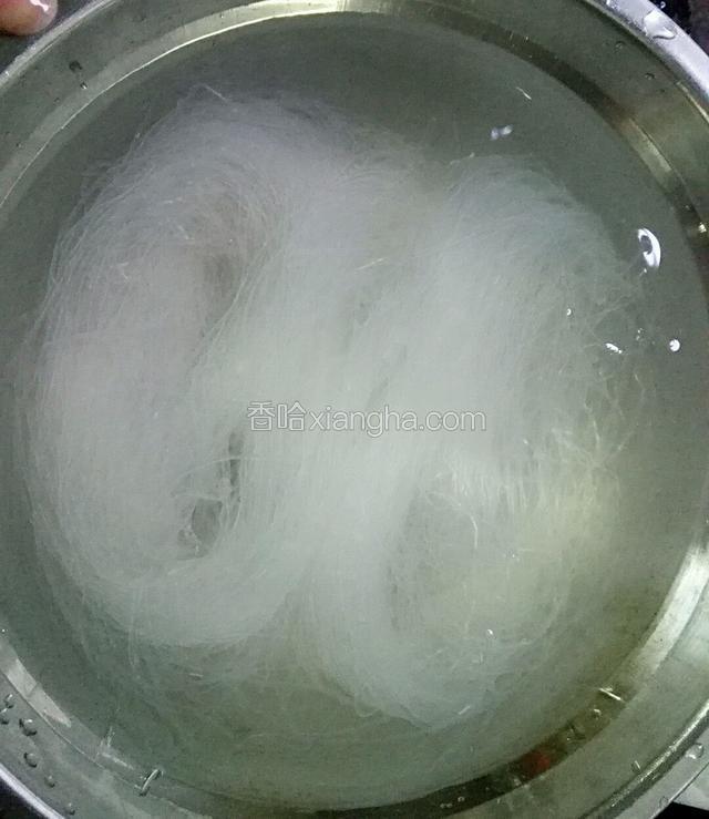 粉丝提前泡发15分钟