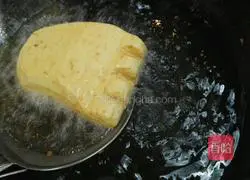 Illustration of how to make a difference with one palm Qian Xiong's Palm 4