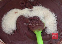 广式豆沙蛋黄月饼的做法图解2