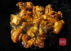 鱿鱼煲猪蹄的做法图解6