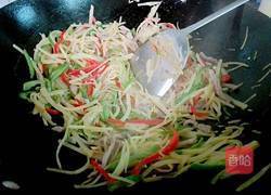 辣椒炒土豆丝的做法图解6