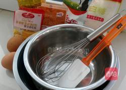 8寸戚风蛋糕的做法图解1