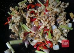 爆炒生肠的做法图解7