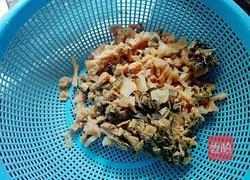 五花肉蒸甜梅菜的做法图解3