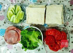 营养早餐之三明治的做法图解2