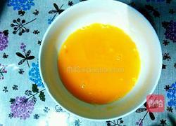 营养早餐之三明治的做法图解3