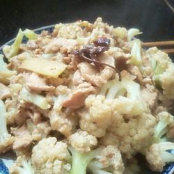 花菜炒肉片的做法[图]