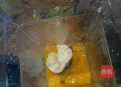 芒果奶昔的做法图解2