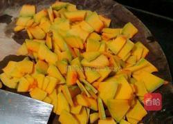 南瓜馒头的做法图解1