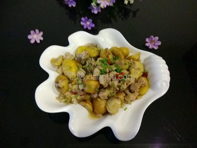 香喷喷的板栗烧鸡可以吃了