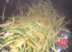 青椒炒土豆的做法图解3