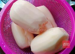 藕丁炒肉的做法图解1