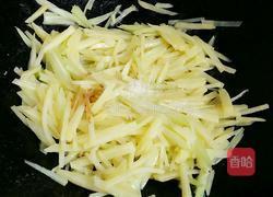 芹菜土豆丝的做法图解7