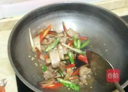 茭白炒肉的做法图解5