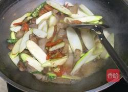 茭白炒肉的做法图解8