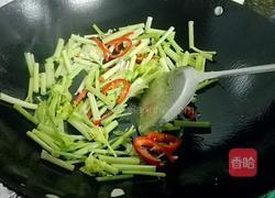 芹菜炒粉条的做法图解7