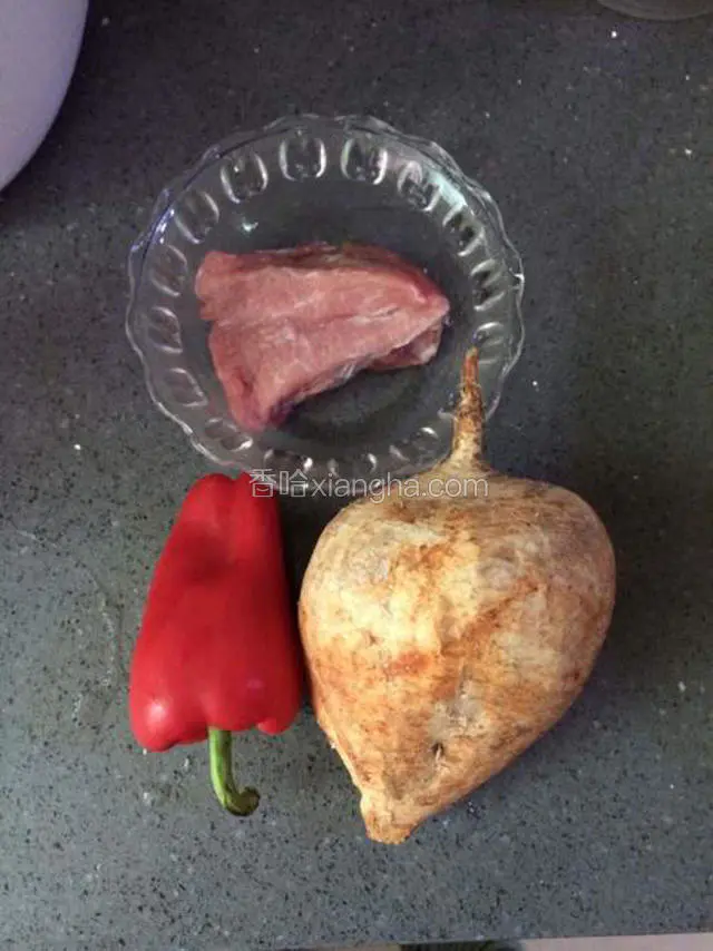 准备所有食材。