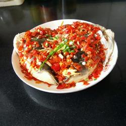 剁椒鱼头的做法[图]