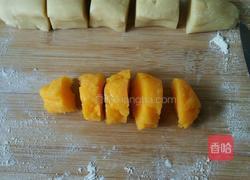 kitty 猫椰汁奶油蛋黄酱月饼的做法图解6