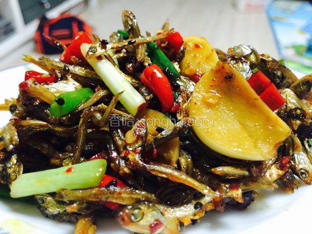 辣炒小鱼干
