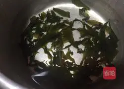 Illustration of how to make cold spirulina 1