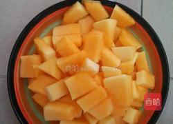 银耳木瓜羹的做法图解3